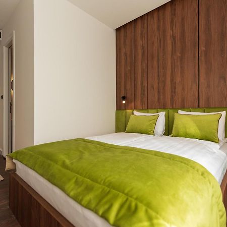 Apartments Emerald Free Garage Parking Сараево Экстерьер фото
